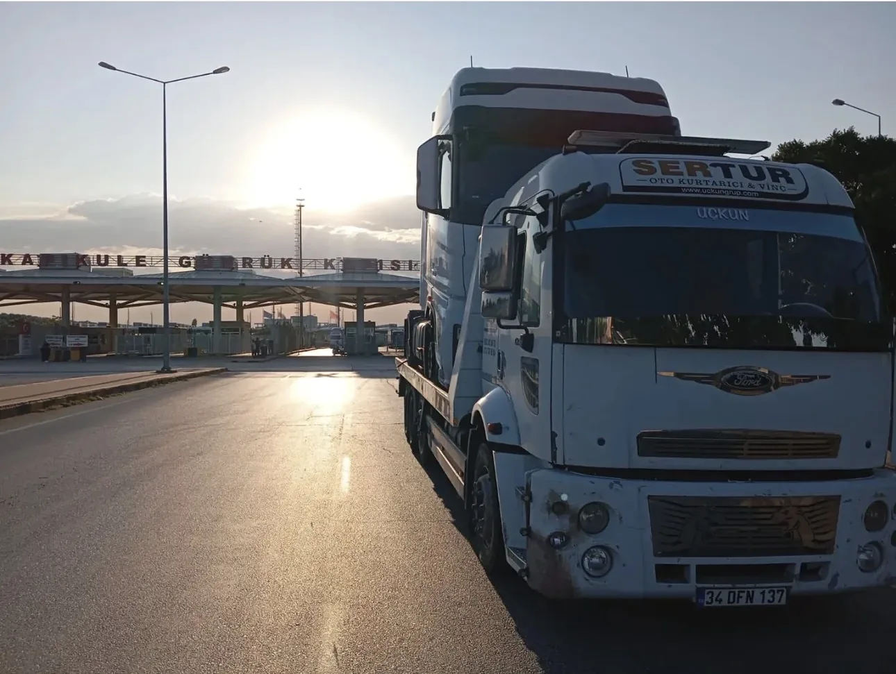 Silivri bölgesinde ağır vasıta çekici ve araç taşıma hizmeti